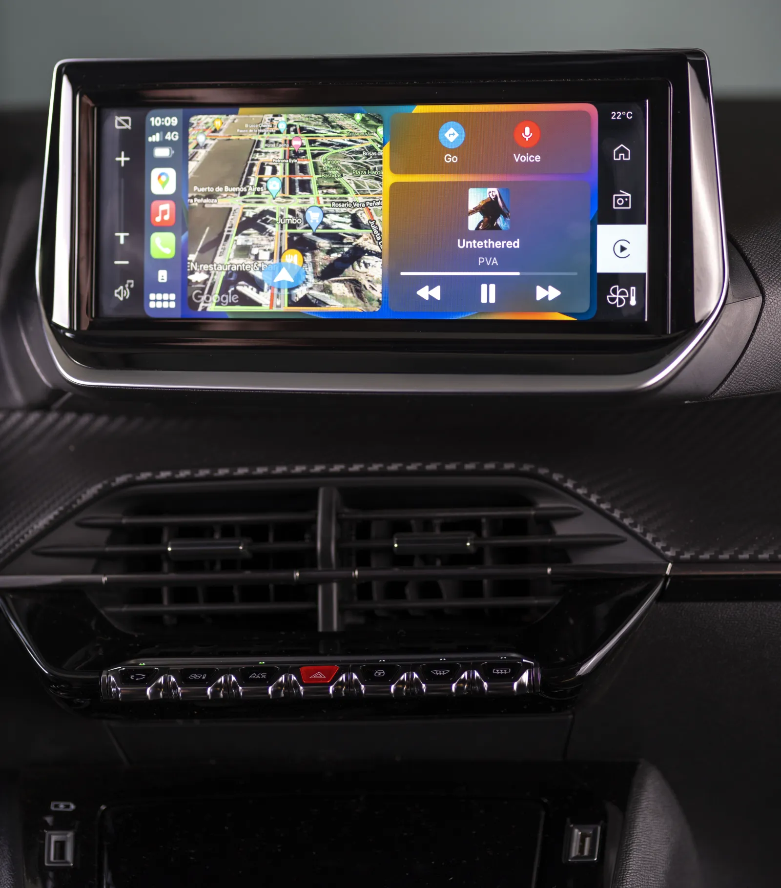 Peugeot 208 — Pantalla multimedia