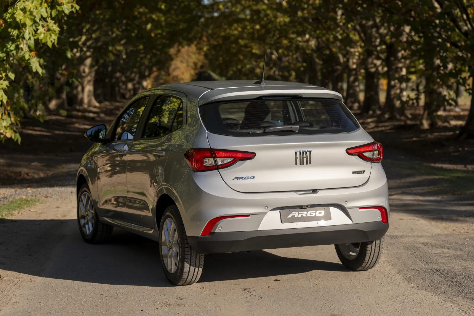 Fiat Argo — Trasera 3/4