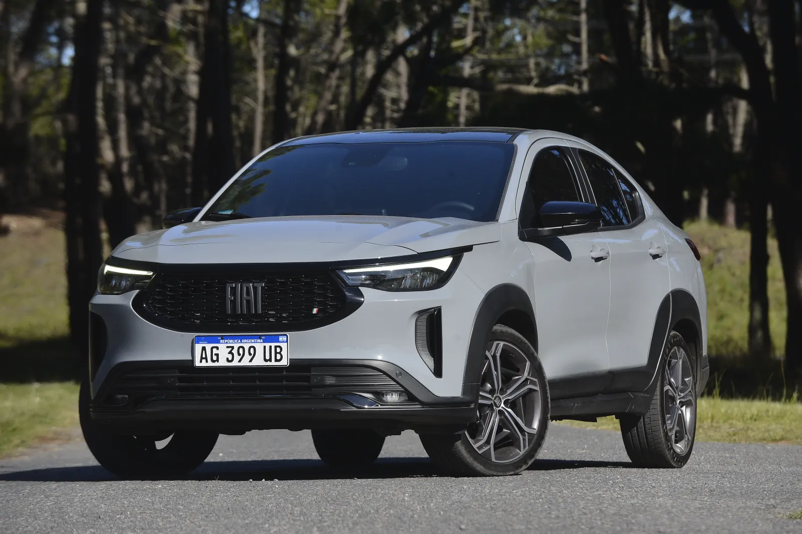 Fiat Fastback — Frente 3/4
