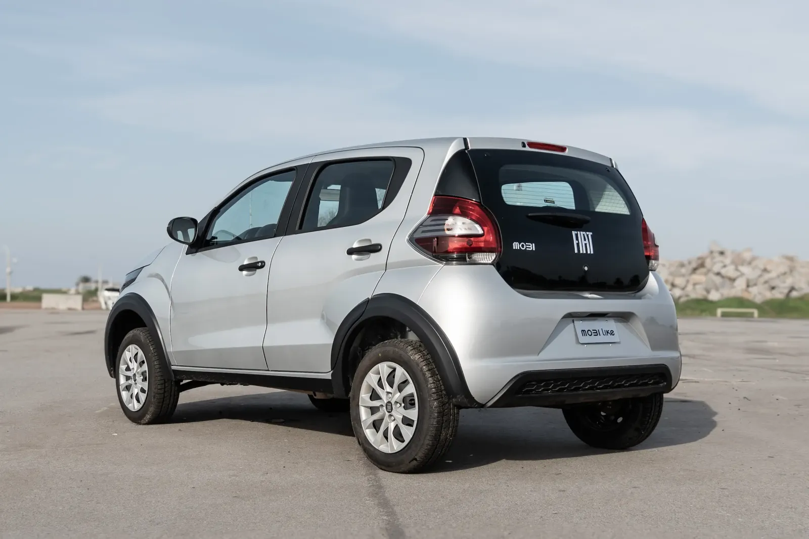 Fiat Mobi — Trasera 3/4