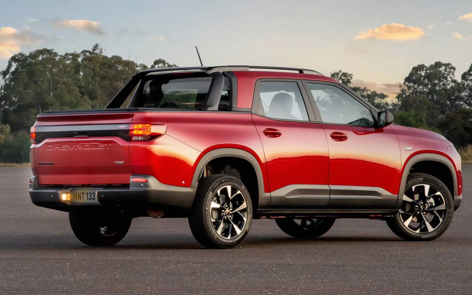 Chevrolet Montana — Trasera 3/4