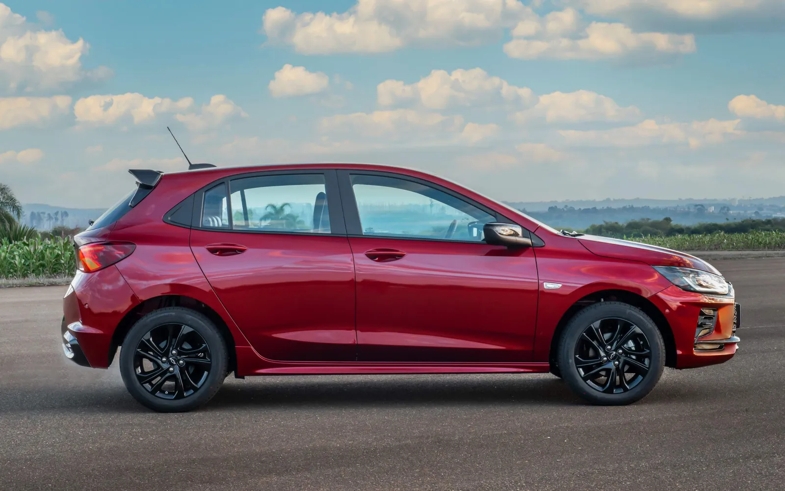 Chevrolet Onix — Perfil