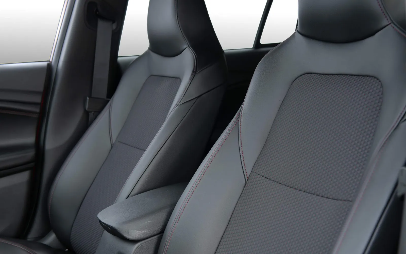 Chevrolet Onix — Butacas
