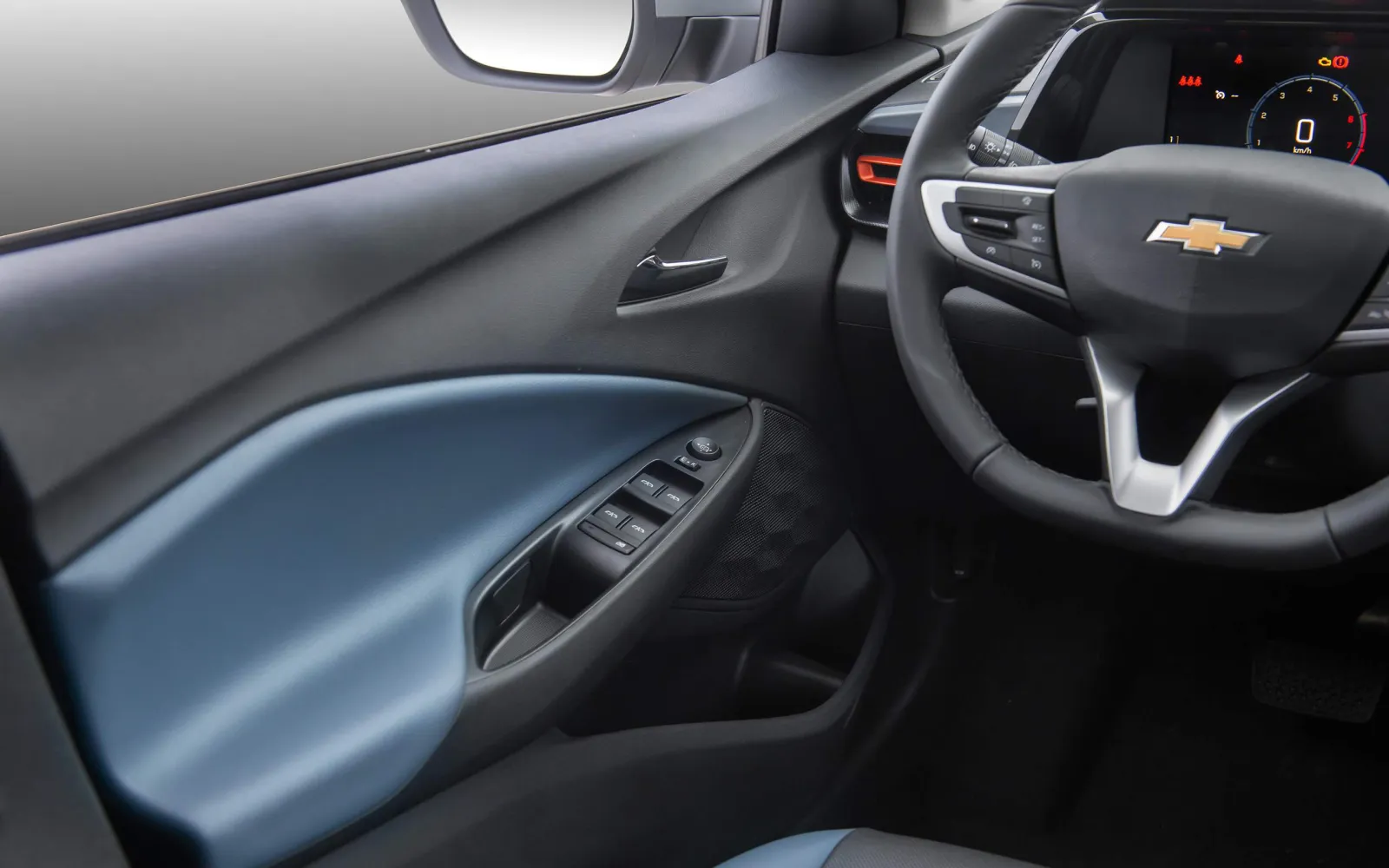 Chevrolet Onix Plus — Interior