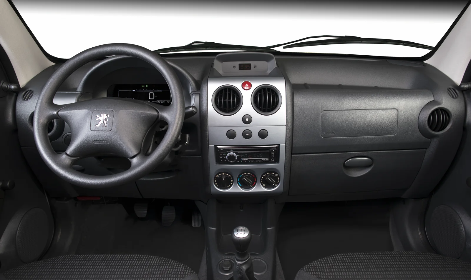Peugeot Partner — Puesto de manejo