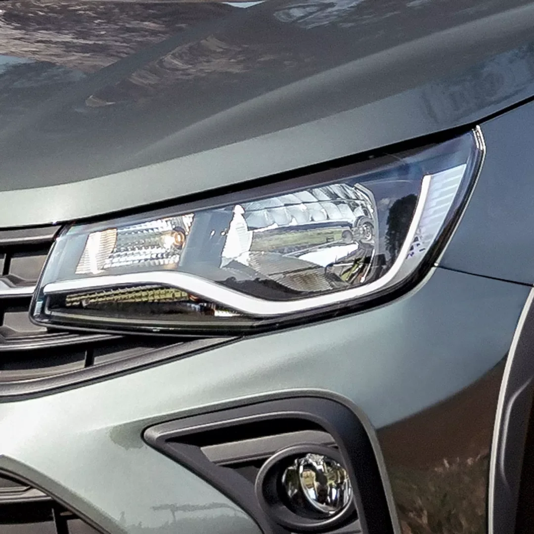 Volkswagen Saveiro — Faro delantero