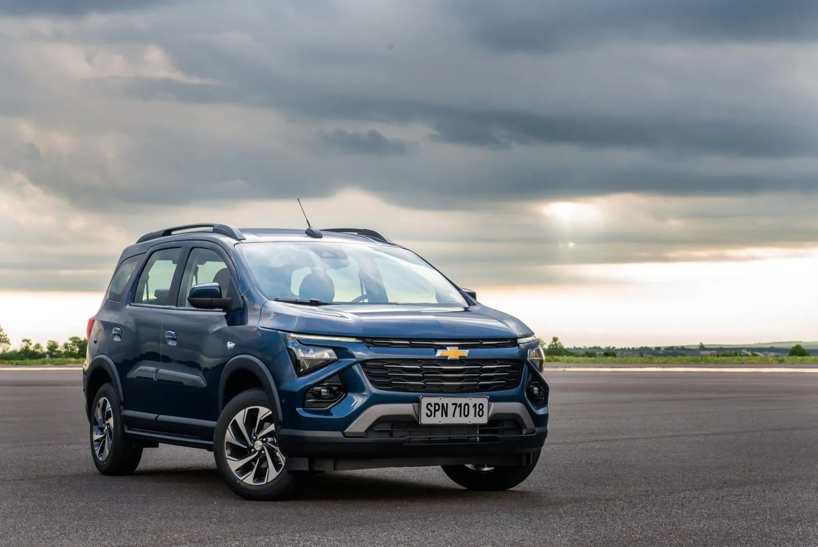 Chevrolet Spin — Frente 3/4 Activ