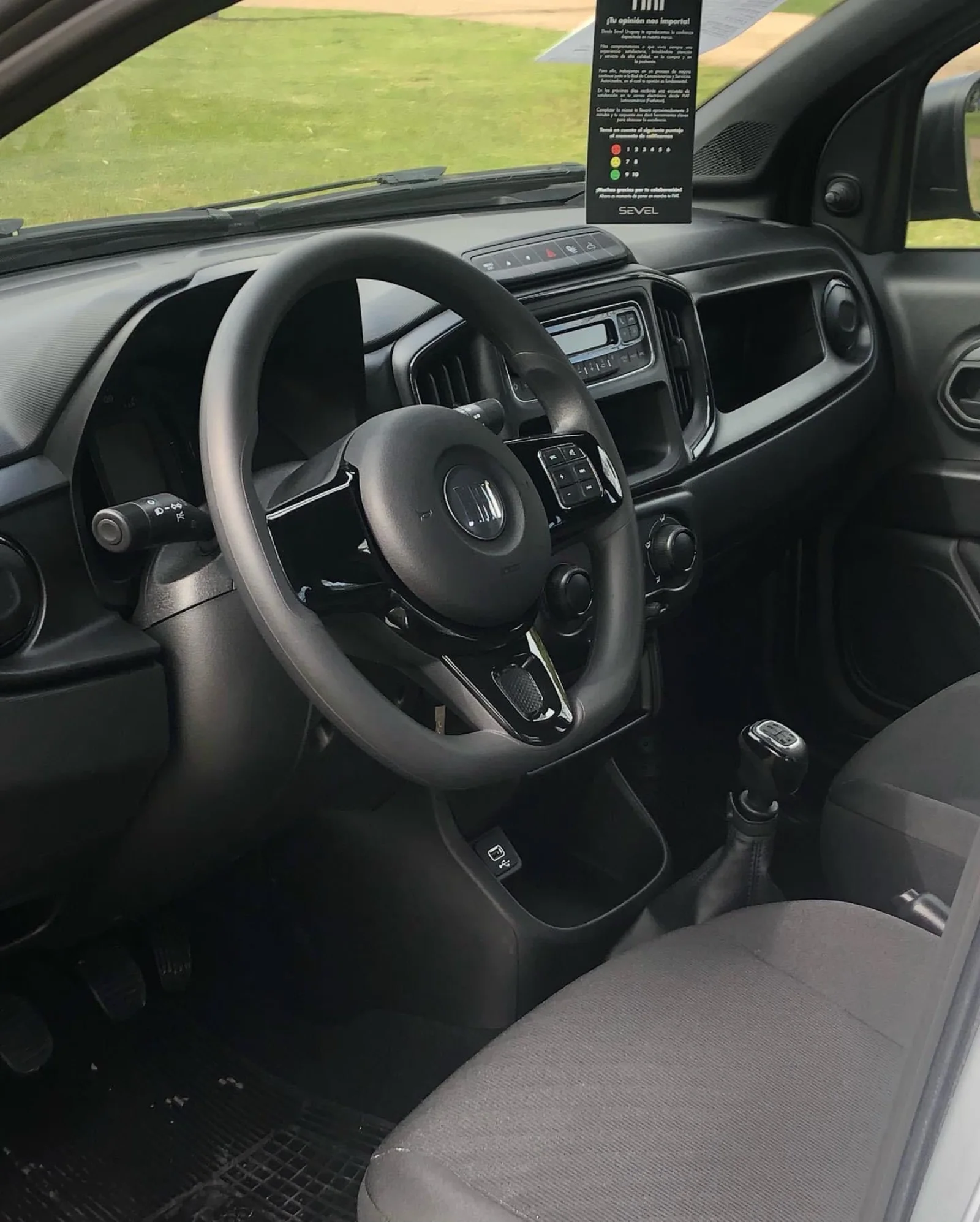 Fiat Strada — Volante