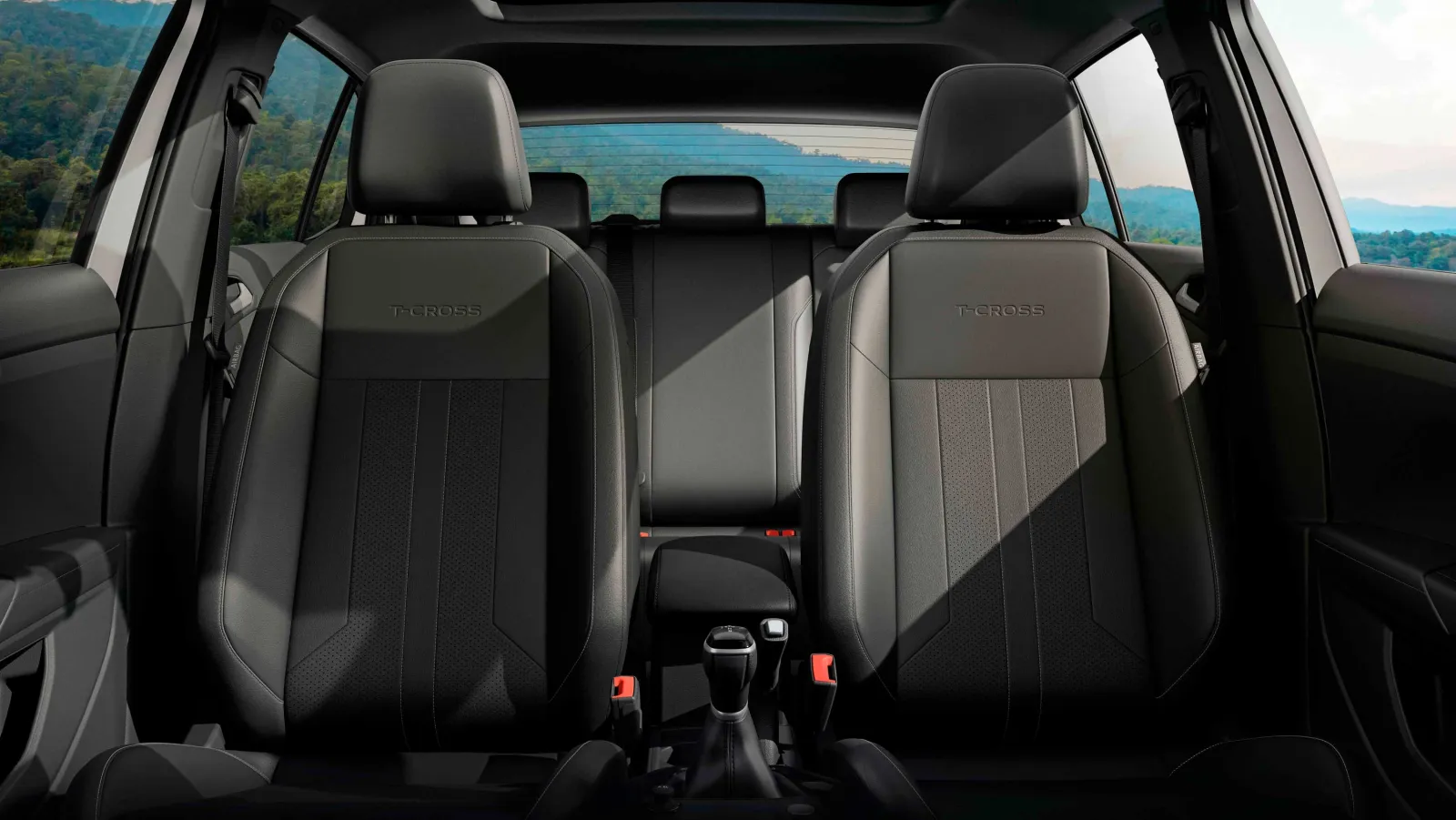 Volkswagen T-Cross — Espacio familiar