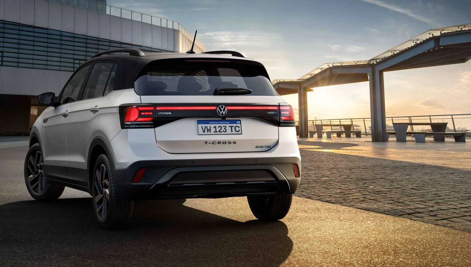 Volkswagen T-Cross — Trasera