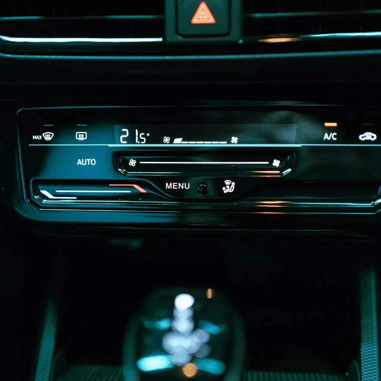 Volkswagen Tera — VW Play 10"