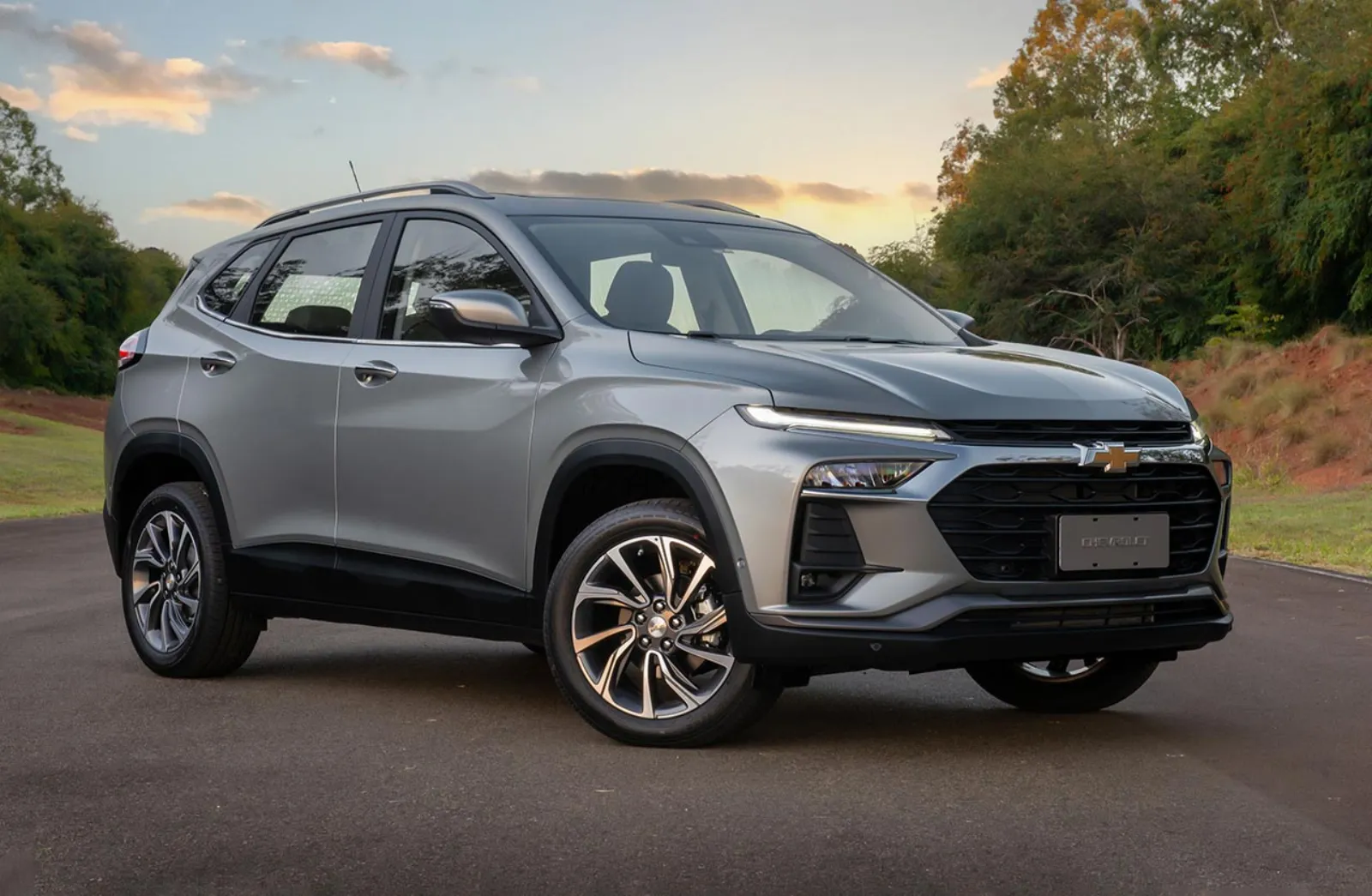 Chevrolet Tracker — Frente 3/4 Premier